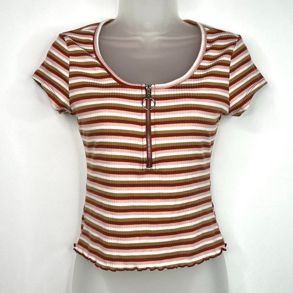 Belle Du Jour Stripe O-Ring Zipper Crop Top